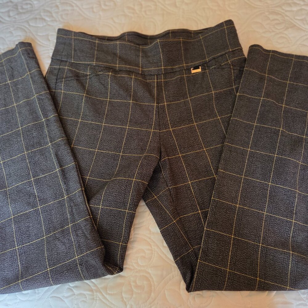 Ann Klein size 8 gray with gold & black plaid pull on stretch pants petite short - Picture 3 of 5
